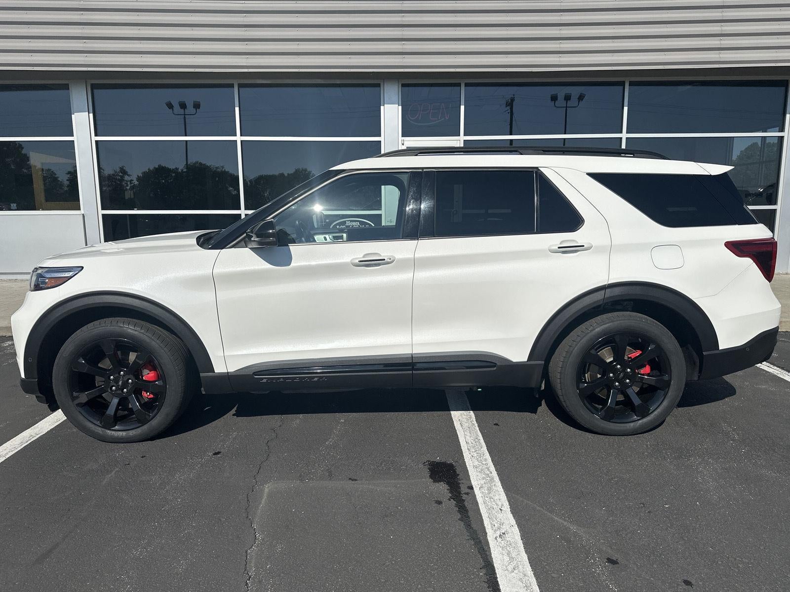 2021 Ford Explorer Base