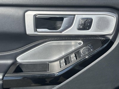 2021 Ford Explorer Base