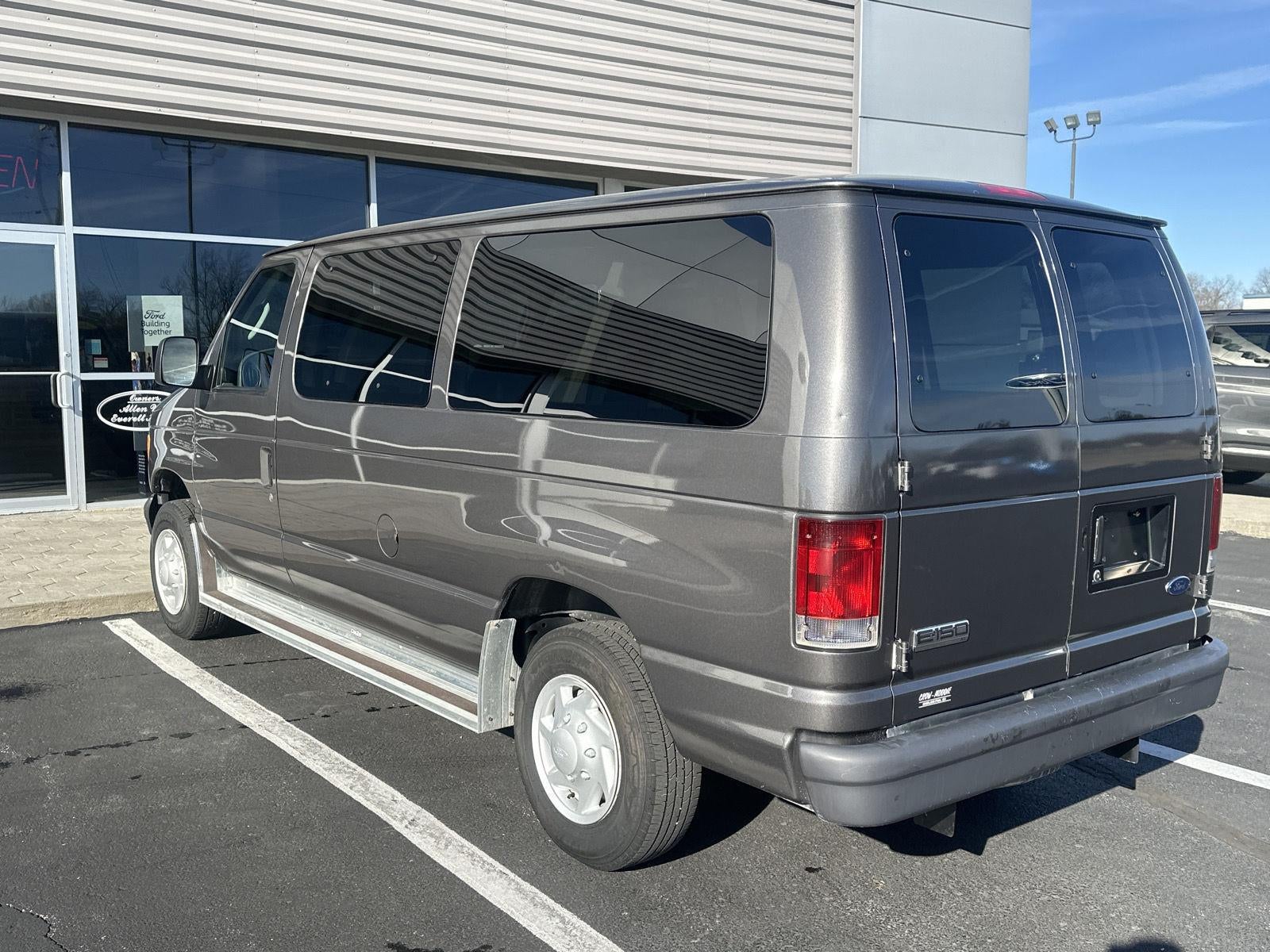 2007 Ford Econoline Wagon Base