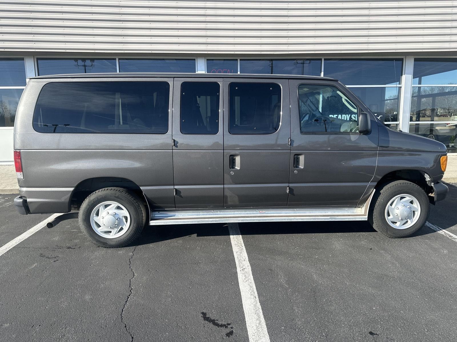 2007 Ford Econoline Wagon Base