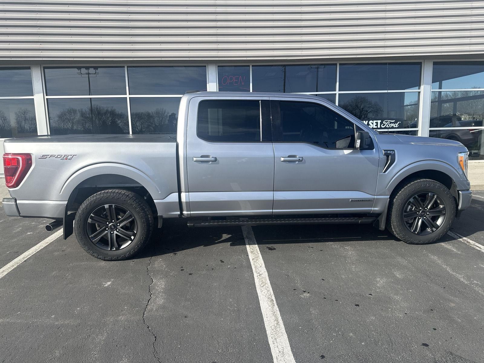 2021 Ford F-150 Base