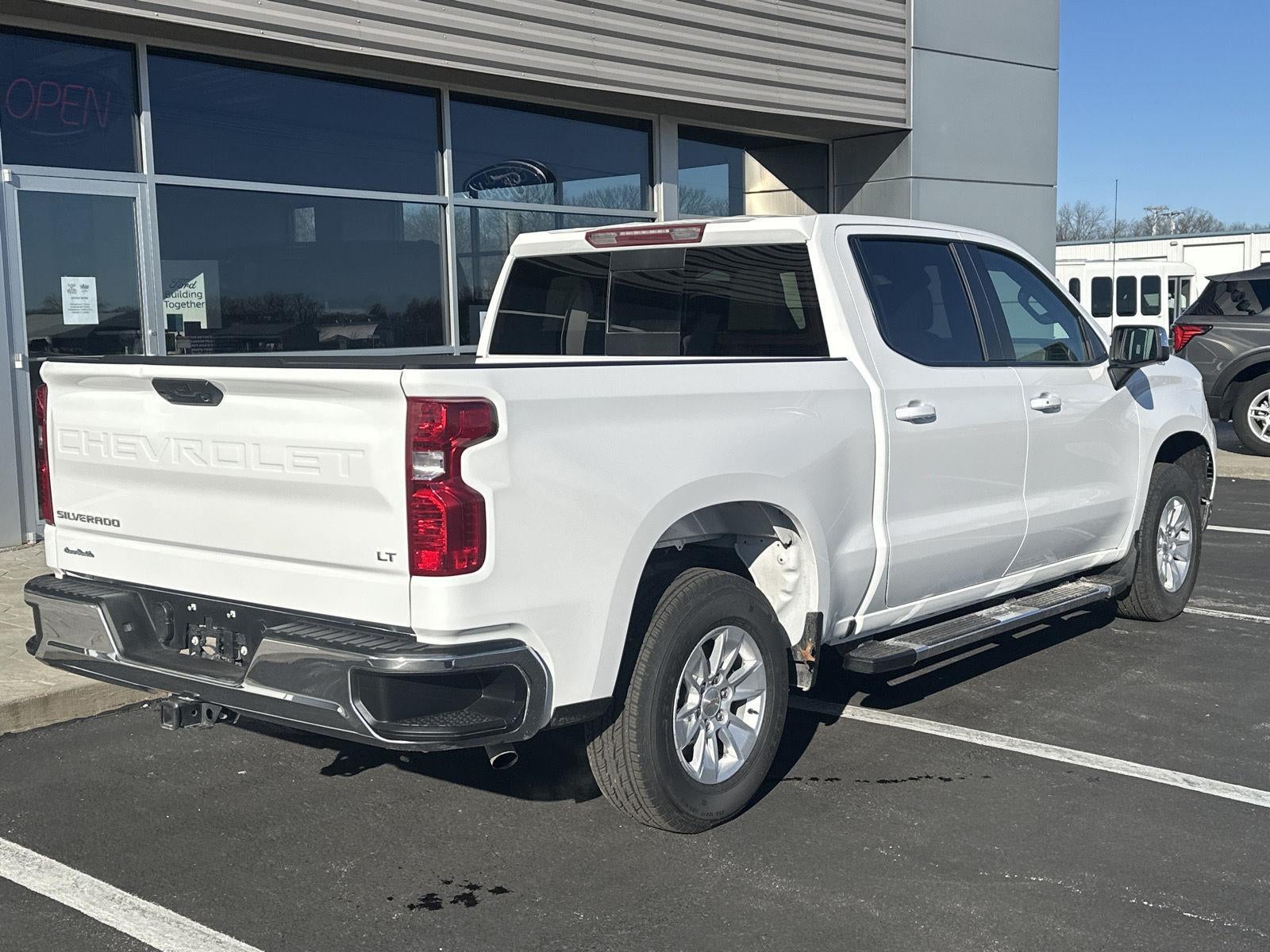 2024 Chevrolet Silverado 1500 LT
