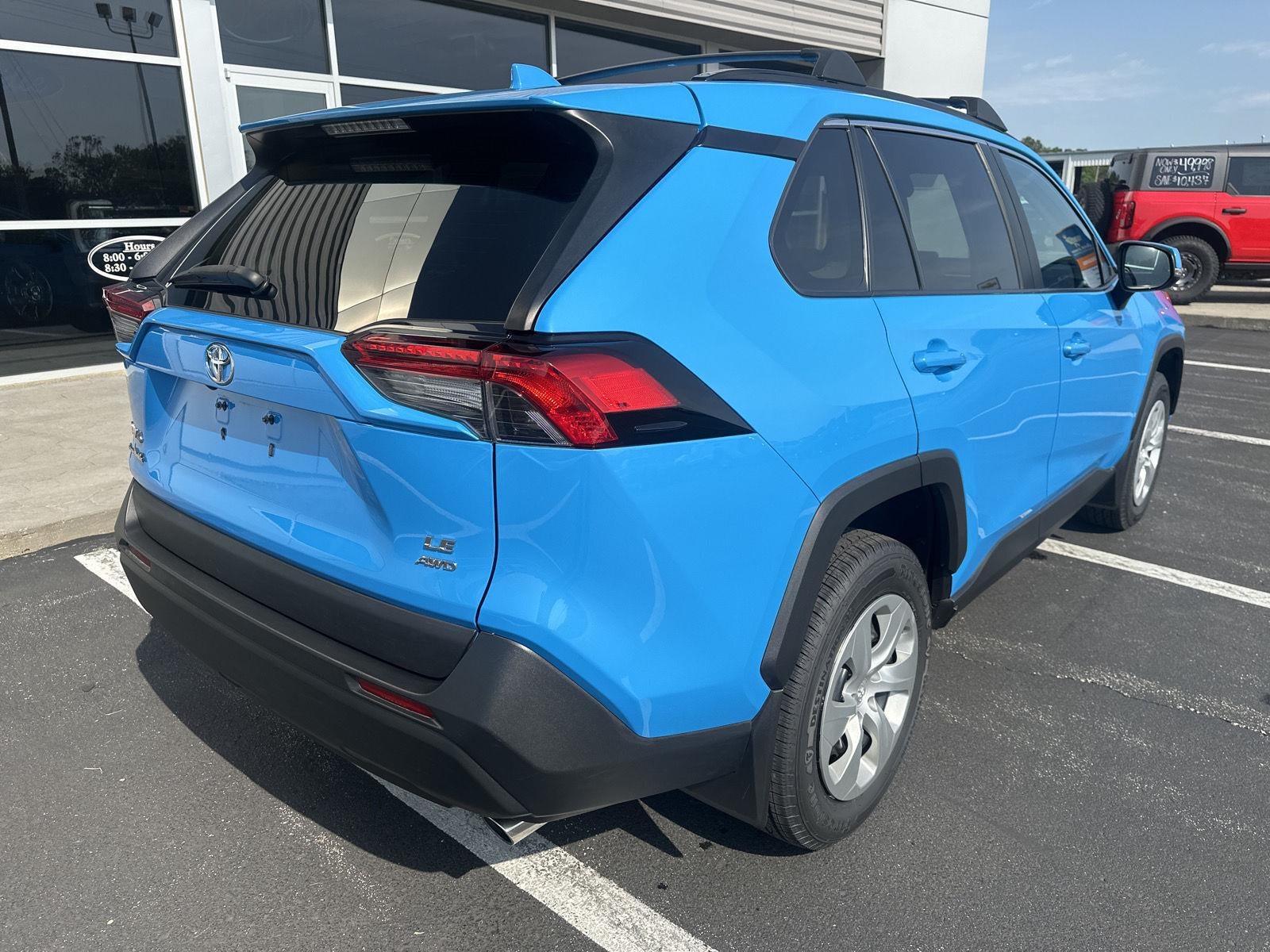 2019 Toyota RAV4 LE