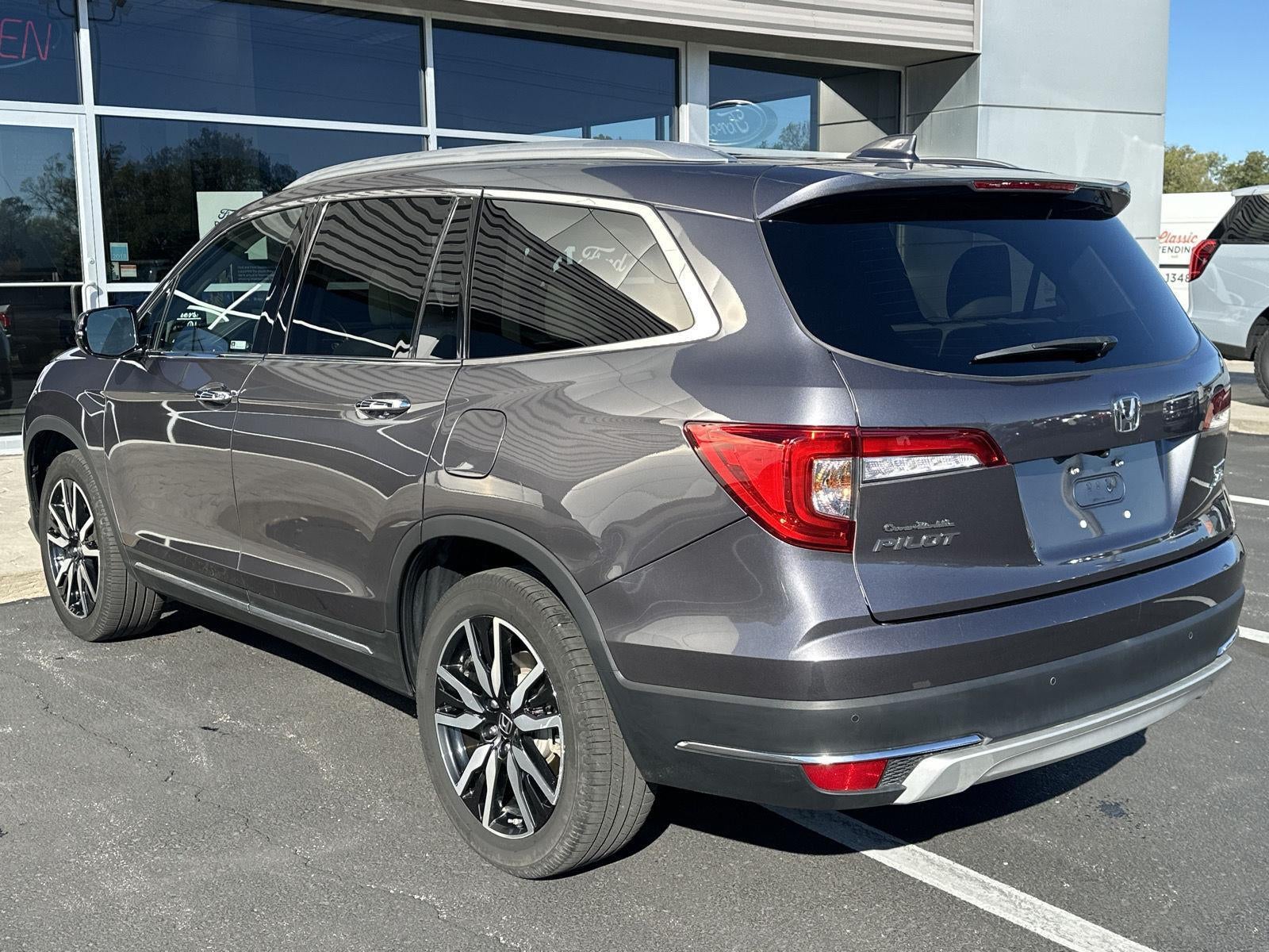 2020 Honda Pilot Touring 8-Passenger