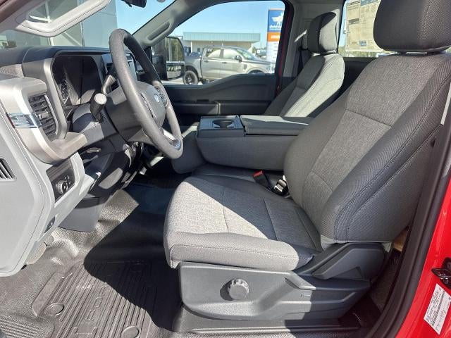2026 Ford Super Duty F-350 SRW XL 4WD Reg Cab 145" WB 60" CA