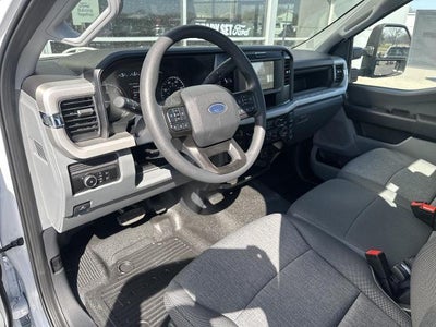 2026 Ford Super Duty F-350 SRW XL 4WD Reg Cab 145" WB 60" CA