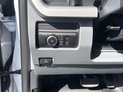 2026 Ford Super Duty F-350 SRW XL 4WD Reg Cab 145" WB 60" CA