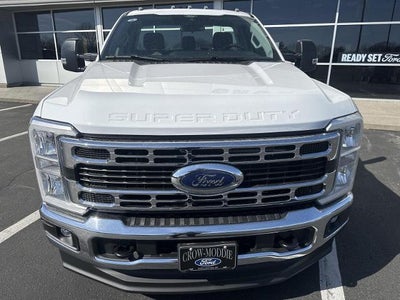 2026 Ford Super Duty F-350 SRW XL 4WD Reg Cab 145" WB 60" CA