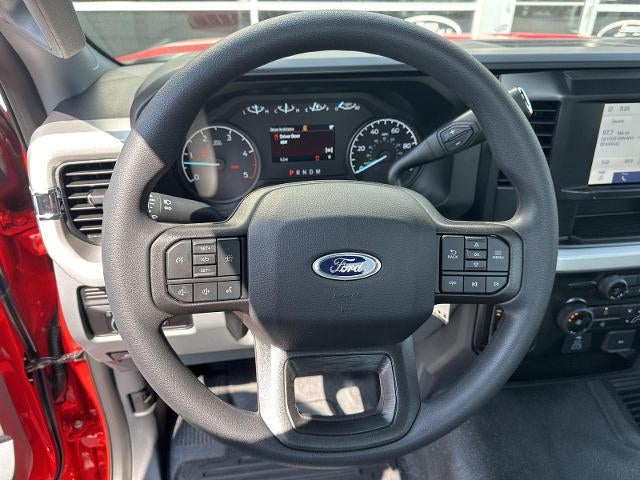 2026 Ford Super Duty F-350 DRW XL 4WD Reg Cab 169" WB 84" CA
