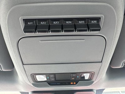 2026 Ford Super Duty F-350 DRW XL 4WD Reg Cab 169" WB 84" CA
