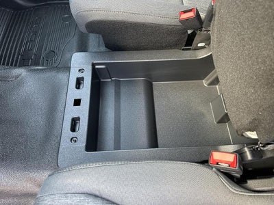 2026 Ford Super Duty F-350 DRW XL 4WD Reg Cab 169" WB 84" CA