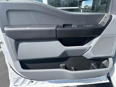 2026 Ford Super Duty F-450 DRW XL 4WD Reg Cab 145" WB 60" CA