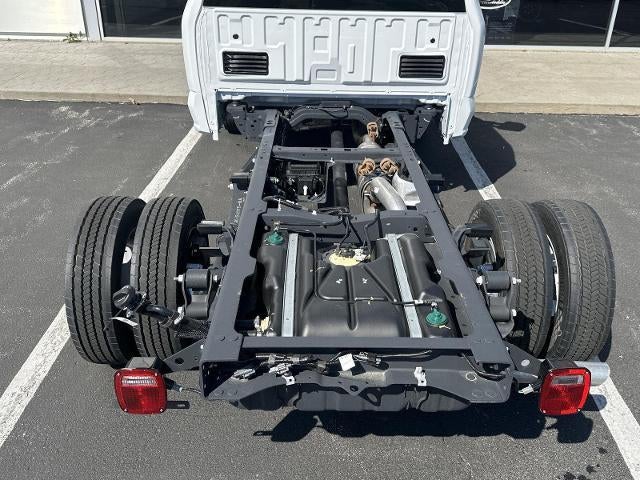 2026 Ford Super Duty F-450 DRW XL 4WD Reg Cab 145" WB 60" CA