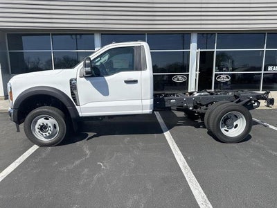 2026 Ford Super Duty F-450 DRW XL 4WD Reg Cab 145" WB 60" CA