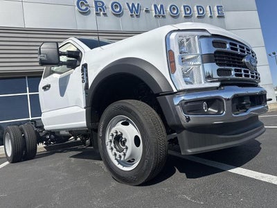 2026 Ford Super Duty F-450 DRW XL 4WD Reg Cab 145" WB 60" CA