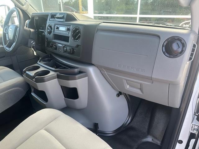 2025 Ford E-Series Cutaway E-350 SRW 138" WB