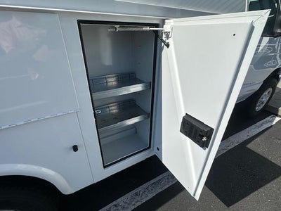 2025 Ford E-Series Cutaway E-350 SRW 138" WB