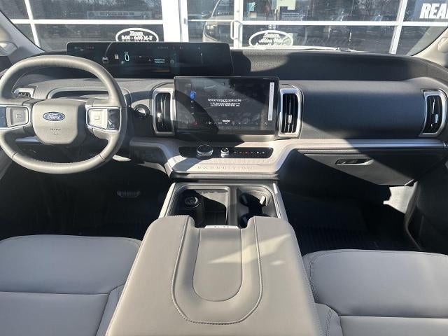 2026 Ford Expedition Active 4x4