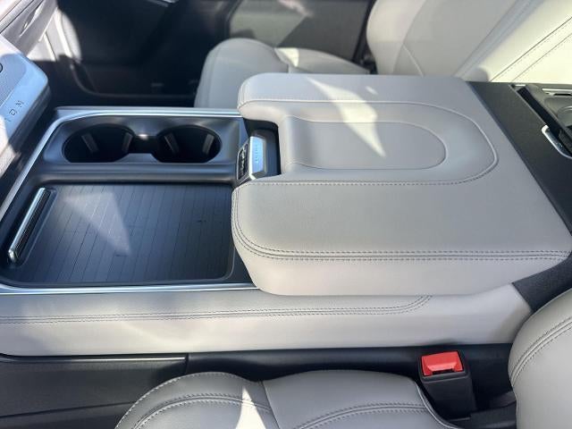 2026 Ford Expedition Active 4x4