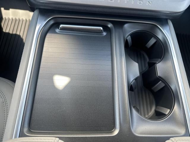2027 Ford Expedition Active 4x4