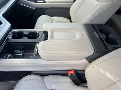 2027 Ford Expedition Active 4x4
