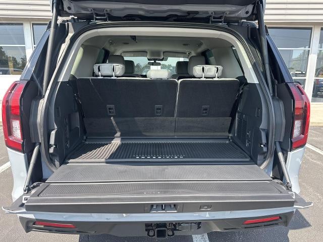 2027 Ford Expedition Active 4x4