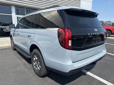 2027 Ford Expedition Active 4x4