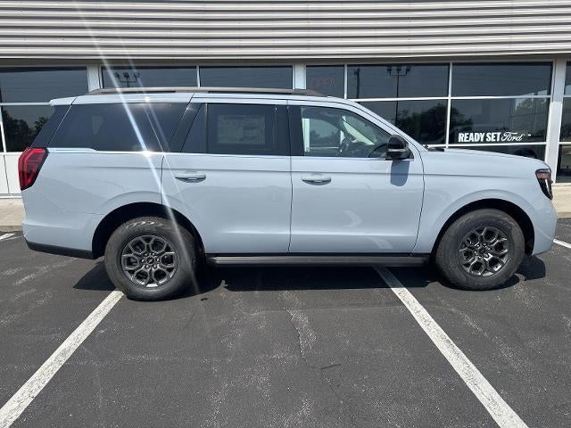 2027 Ford Expedition Active 4x4