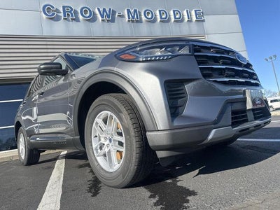 2025 Ford Explorer Active 4WD