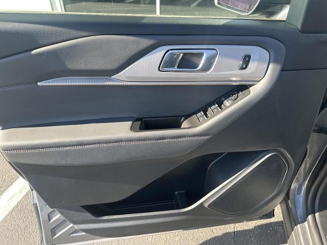 2025 Ford Explorer Active 4WD