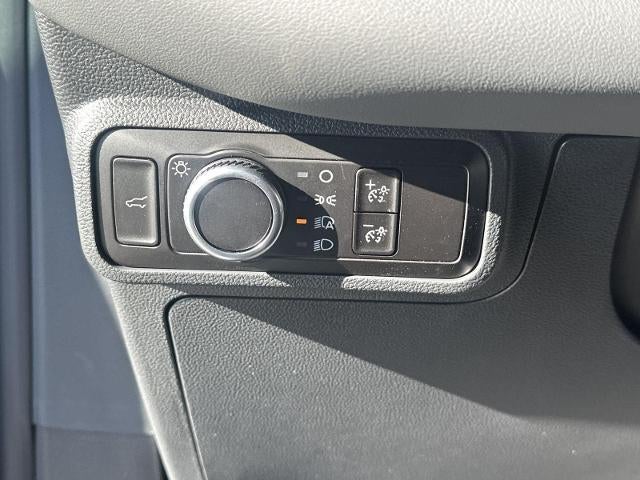 2025 Ford Explorer Active 4WD