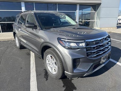 2025 Ford Explorer Active 4WD