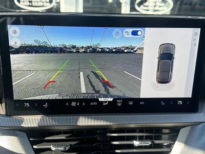 2025 Ford Explorer Active 4WD