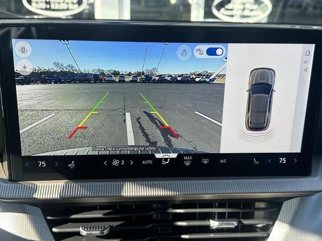 2025 Ford Explorer Active 4WD