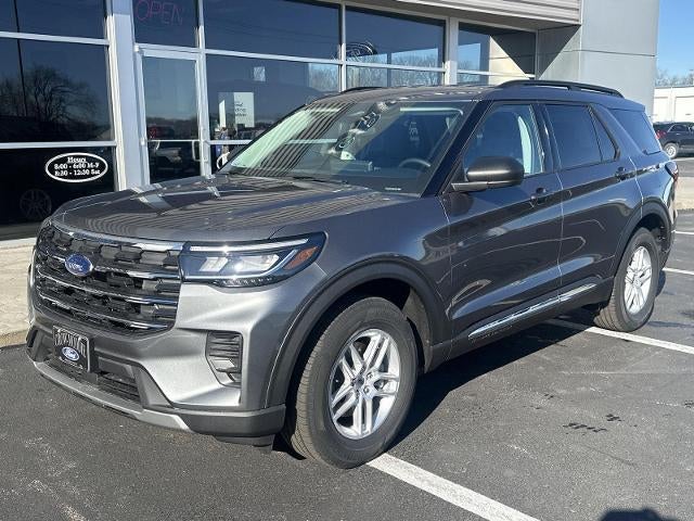 2025 Ford Explorer Active 4WD