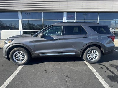 2025 Ford Explorer Active 4WD
