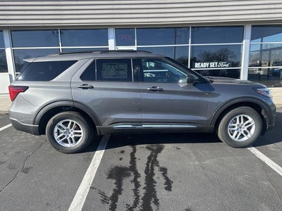 2025 Ford Explorer Active 4WD