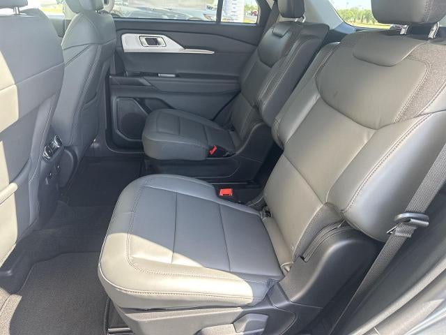 2026 Ford Explorer Active w/100A Pkg 4WD