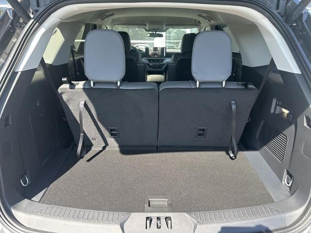 2026 Ford Explorer Active w/100A Pkg 4WD