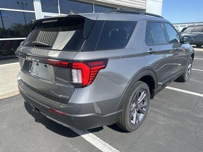 2026 Ford Explorer Active w/100A Pkg 4WD