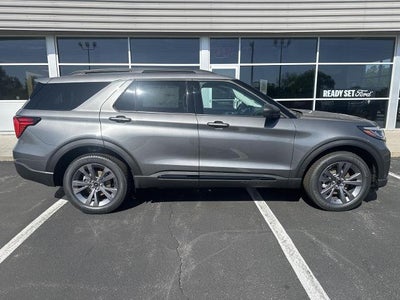 2026 Ford Explorer Active w/100A Pkg 4WD