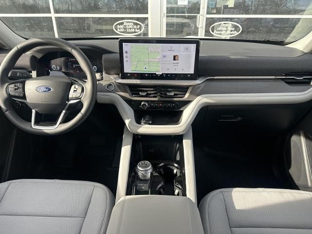 2026 Ford Explorer Platinum 4WD