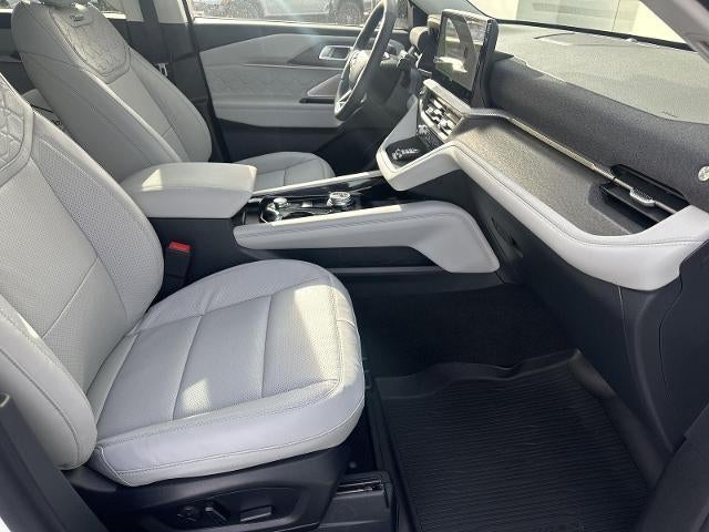 2026 Ford Explorer Platinum 4WD