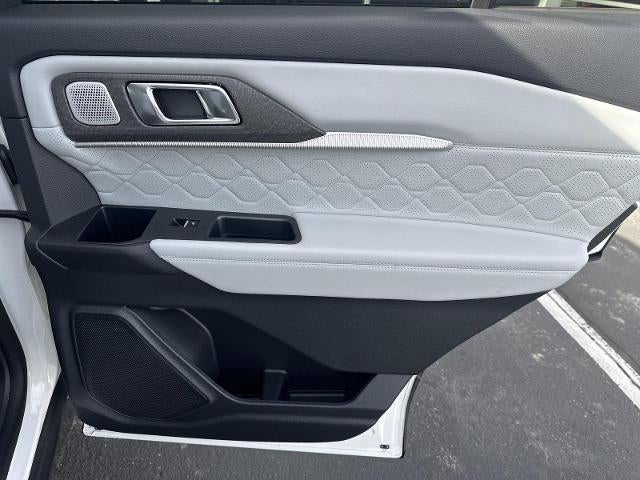 2026 Ford Explorer Platinum 4WD