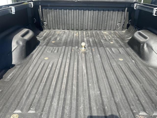 2015 Ford Super Duty F-250 SRW 4WD Crew Cab 6-3/4 Ft Box Lariat