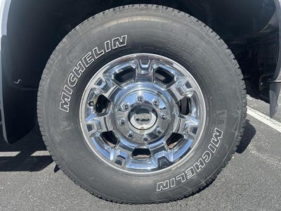 2015 Ford Super Duty F-250 SRW 4WD Crew Cab 6-3/4 Ft Box Lariat
