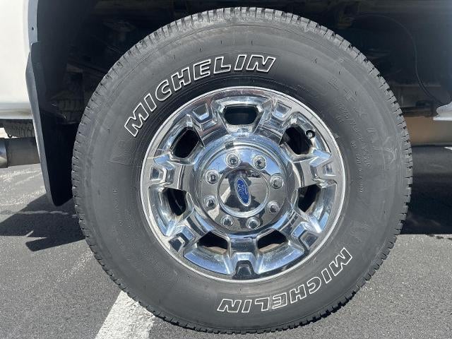 2015 Ford Super Duty F-250 SRW 4WD Crew Cab 6-3/4 Ft Box Lariat