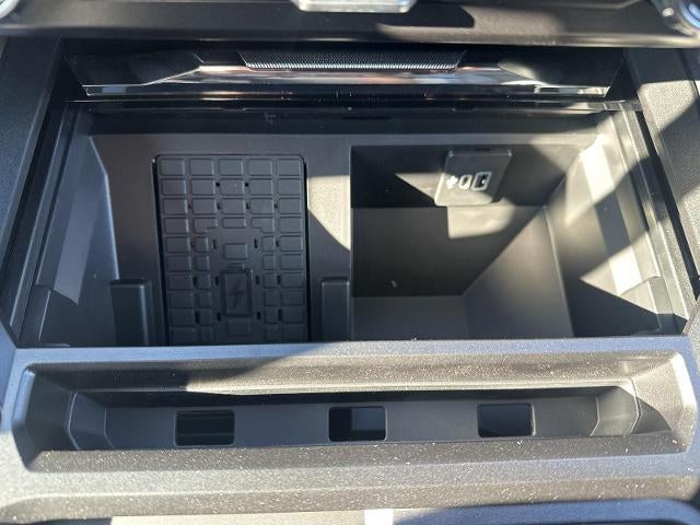 2026 Ford Super Duty F-250 SRW XL 4WD Crew Cab 6.75' Box