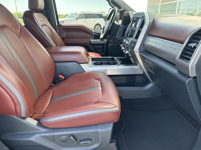 2022 Ford Super Duty F-350 SRW Platinum 4WD Crew Cab 6.75' Box