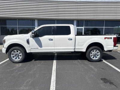 2022 Ford Super Duty F-350 SRW Platinum 4WD Crew Cab 6.75' Box
